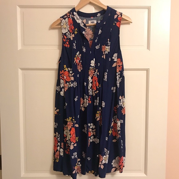 Old Navy Dresses & Skirts - Old Navy Floral Dress